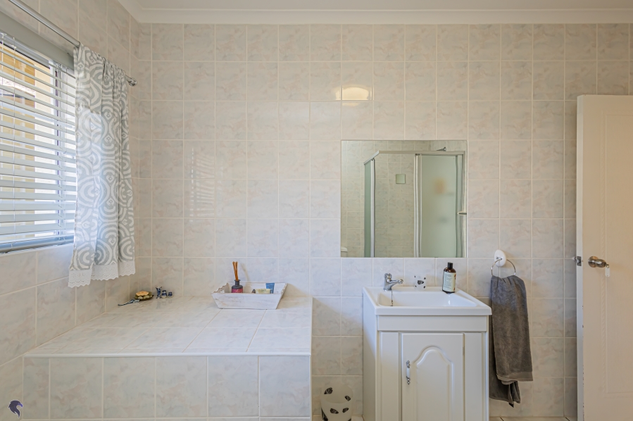 3 Bedroom Property for Sale in Myburgh Park Western Cape
